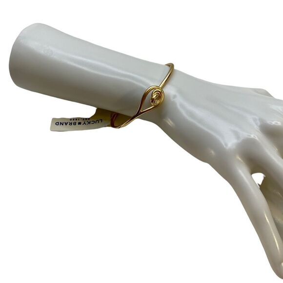 Lucky Brand Gold Toned Love Knot Bracelet. - Picture 4 of 6